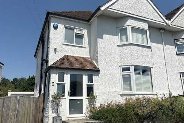 House sit in Cheltenham, United Kingdom