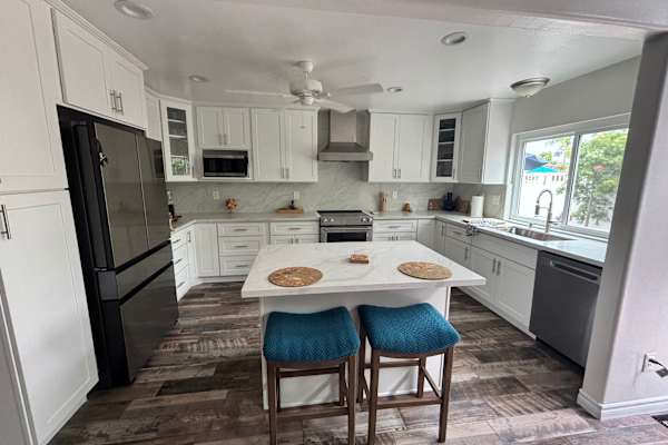 House sit in Carlsbad, CA, US