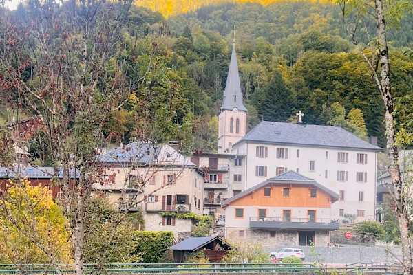 House sit in Morzine, France