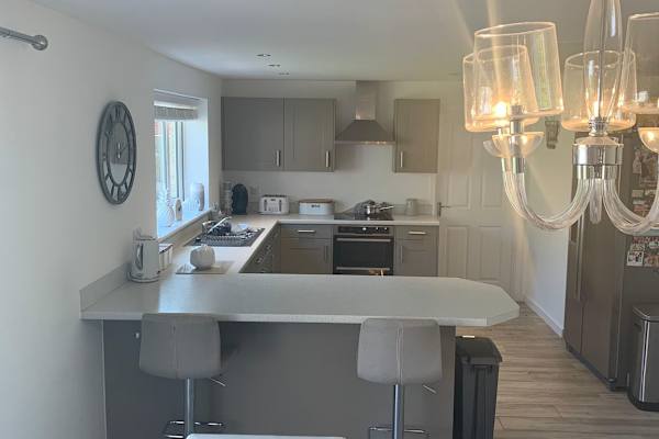 House sit in Highworth, United Kingdom