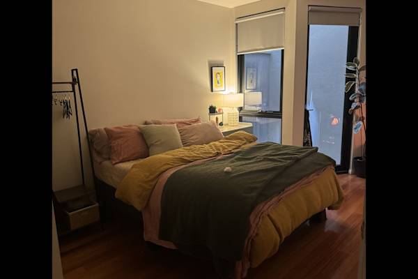 House sit in Melbourne, VIC, Australia