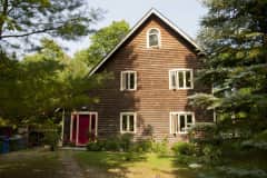 House sit in Chelsea, QC, Canada