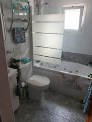 2nd bathroom with spa bath