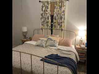 King sized bed