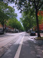 Karl-Heine-Str. 
(cafés, bars and restaurants)