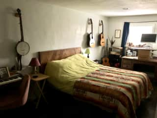 Downstairs bedroom/office/music room (queen bed)