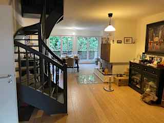 Entry area