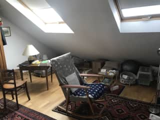 Upper Living room (for recreation, writing, working...)