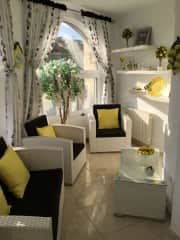 This room is very sunny and bright