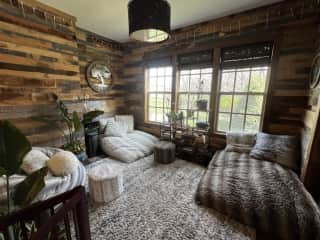 'Chill room' w lots of fluffy bean bags for chilling/reading, etc.
Opens up to Gym.