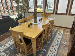 Dining Room Table (workspace)