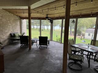 Screened in Patio
