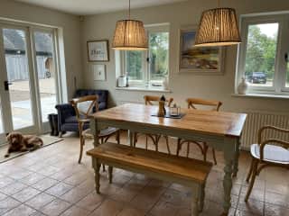 Kitchen table