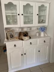 Buffet hutch, next to the kitchen