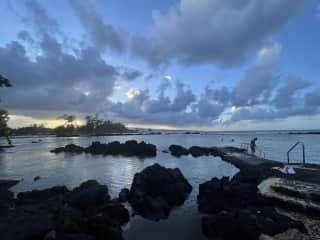 10 minute walk to Carlsmith Beach Park.