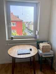 A little work corner with printer and hi-speed internet.