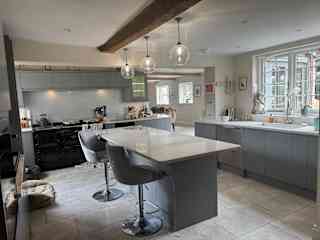 kitchen/dining
