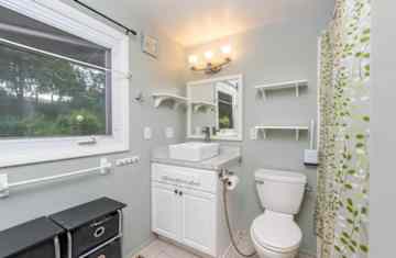 Upstairs bath