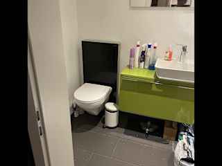 Bathroom downstairs
