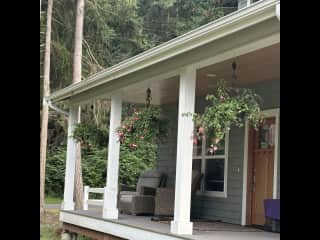 Huge front porch with comfy seating