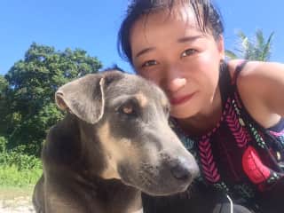 Lei and her best friend on a Cambodian island during covid lockdowns