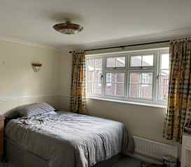 King size bed