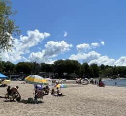 Balm Beach, a popular location with restaurants, a bar, and weekly music events.