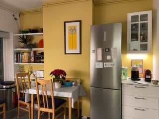 Kitchen with dining table