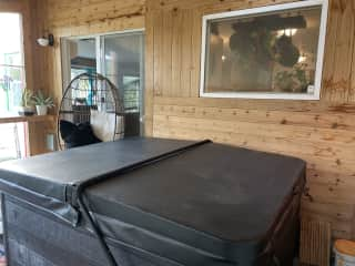 Hot tub in the sunroom