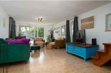 Living area 1