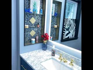 Queen guest room en-suite