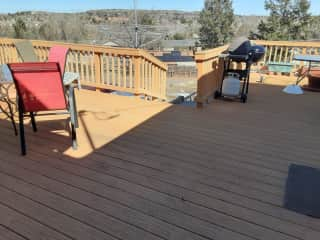 Deck area faces East so it is a good morning spot to drink you coffee and watch the sunrise