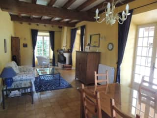 Living Room of Cottage
(Maison du Gardien)