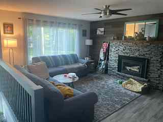 Spacious living room