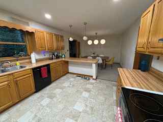Full Kitchen - on Septic, so no garbage disposal.