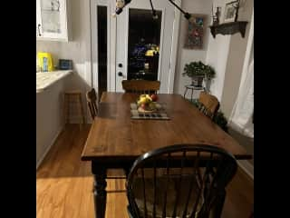 DINING AREA LOOKING OUTSIDE TO BACK HARBOUR