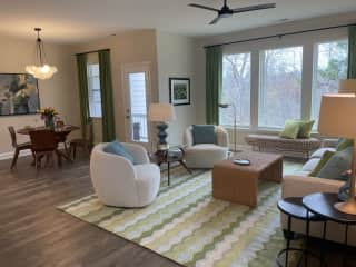 Living dining kitchen area