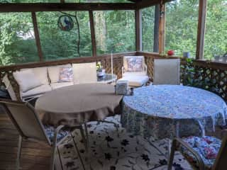 Screened in porch