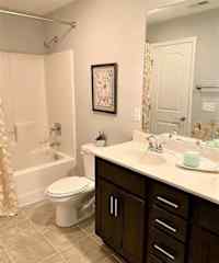 Guest Full Bath