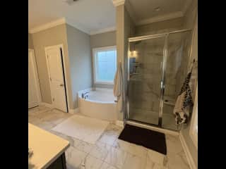 Main floor bath.