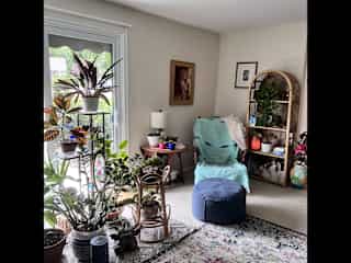 Reading area, slider to deck