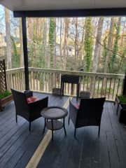 Covered pergola - porch / great to sit outside even when raining.