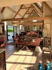 Open plan sitting room/kitchen