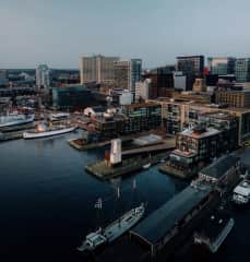 10 minutes from downtown Halifax - one of the best waterfront walkways!