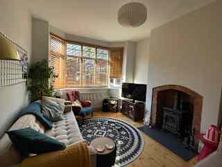 Cosy lounge space including smart tv with Netflix, Disney+, Apple TV and Prime