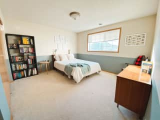 lower level guest bedroom