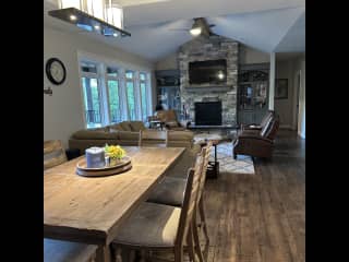 Main floor family room and kitchen eating area