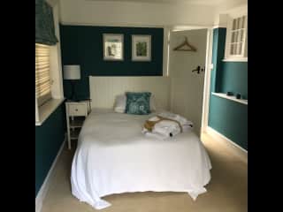 Double bedroom.