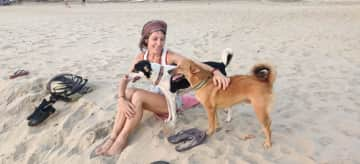 waiting for the sunset with Coco & Vesino at Patnem beach