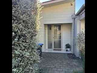 Adelaide Hills gorgeous little house